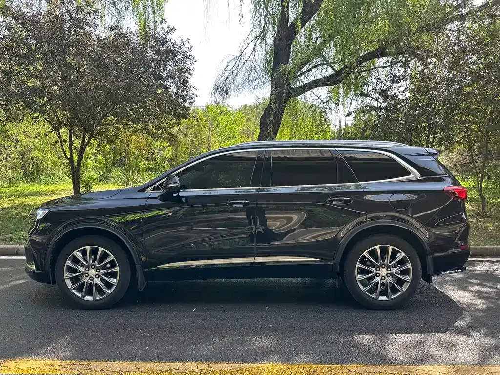 Buick Enclave — фото 10