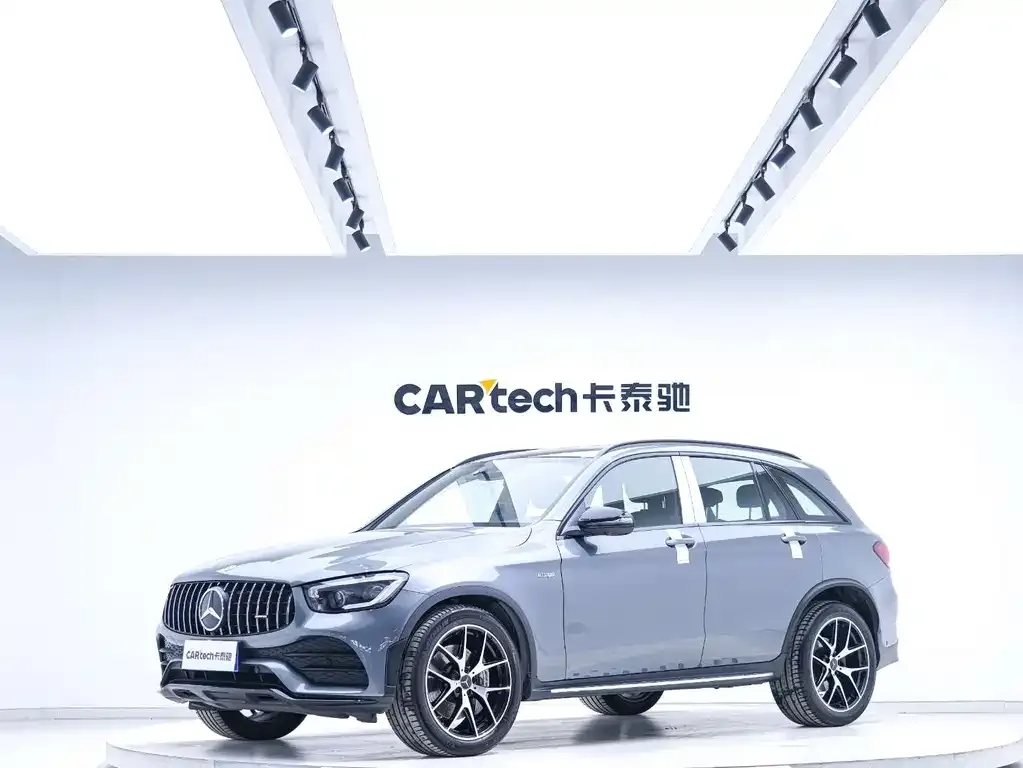 Mercedes-Benz GLC AMG — фото 1