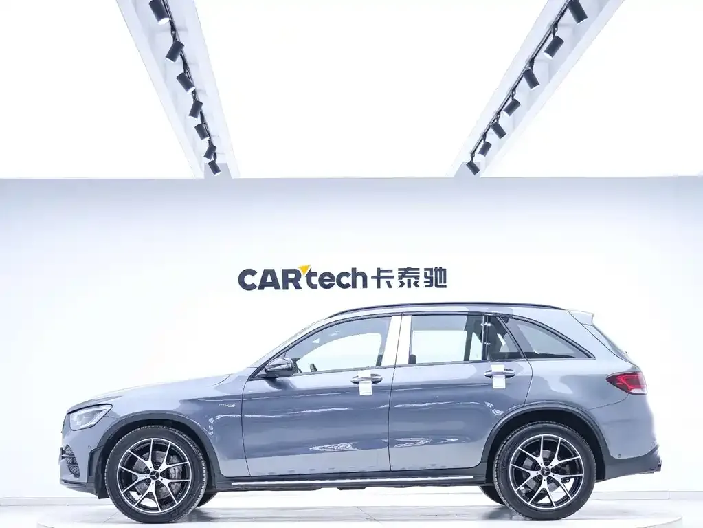 Mercedes-Benz GLC AMG — фото 9