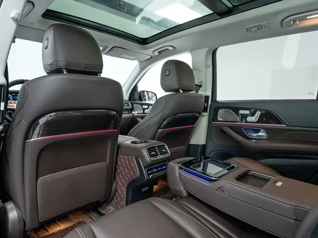 Mercedes-Benz GLS — фото 7