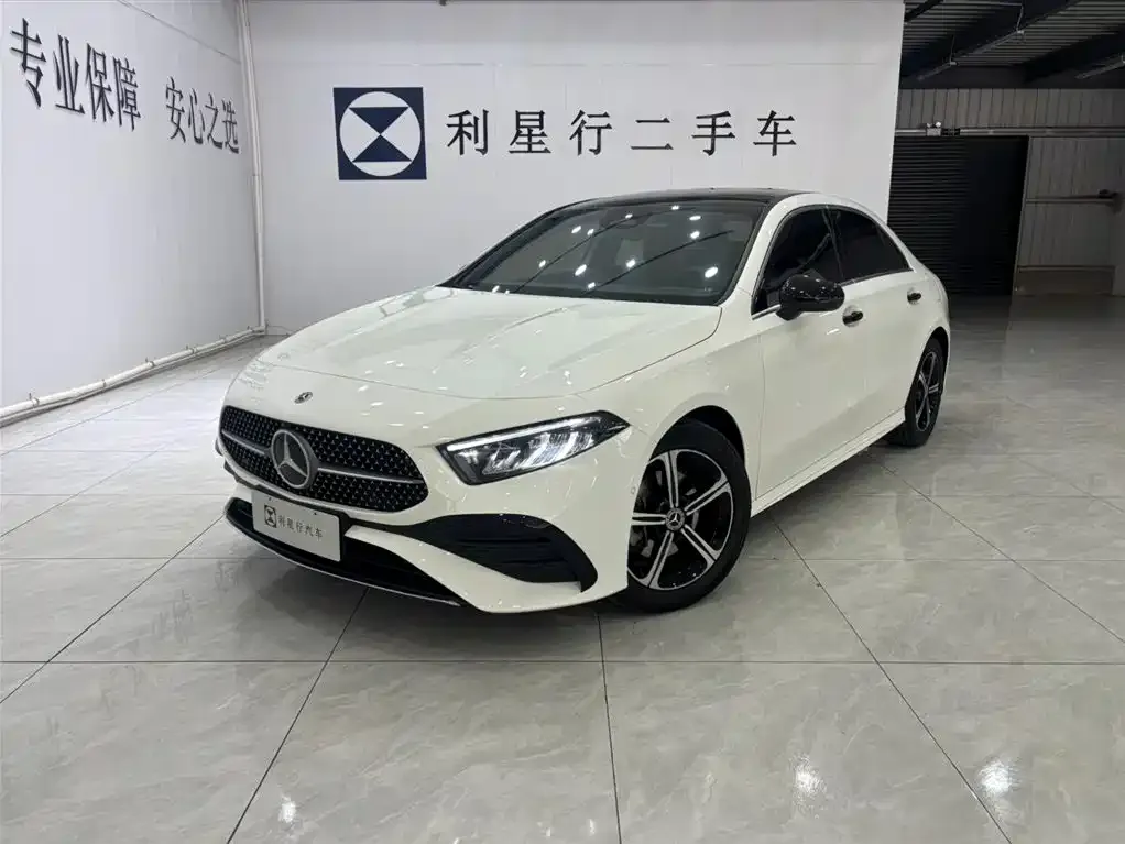 Mercedes-Benz A-Class — фото 1