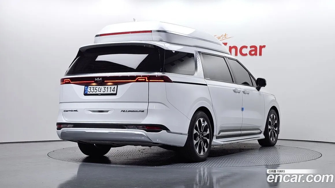 Kia Carnival — фото 4
