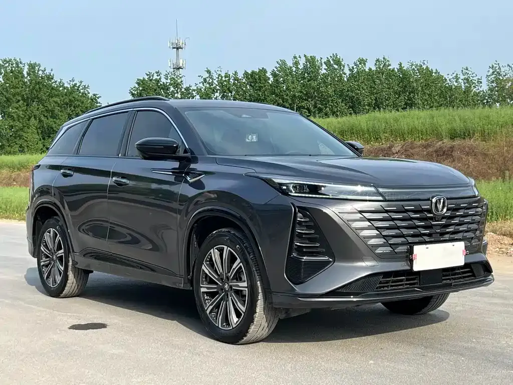 Changan CS75PLUS — фото 7