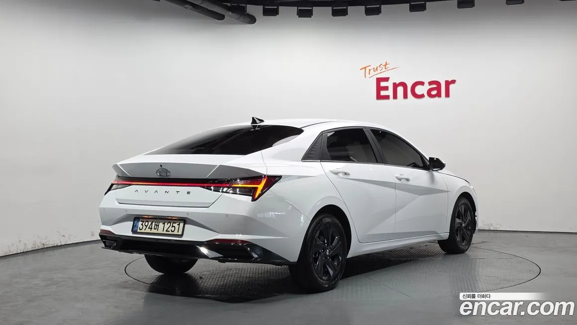 Hyundai AVANTE — фото 9