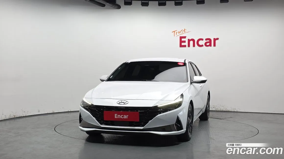 Hyundai AVANTE — фото 2