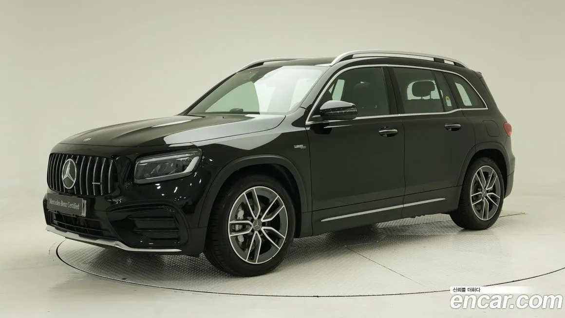 Mercedes-Benz GLB-Class — фото 1