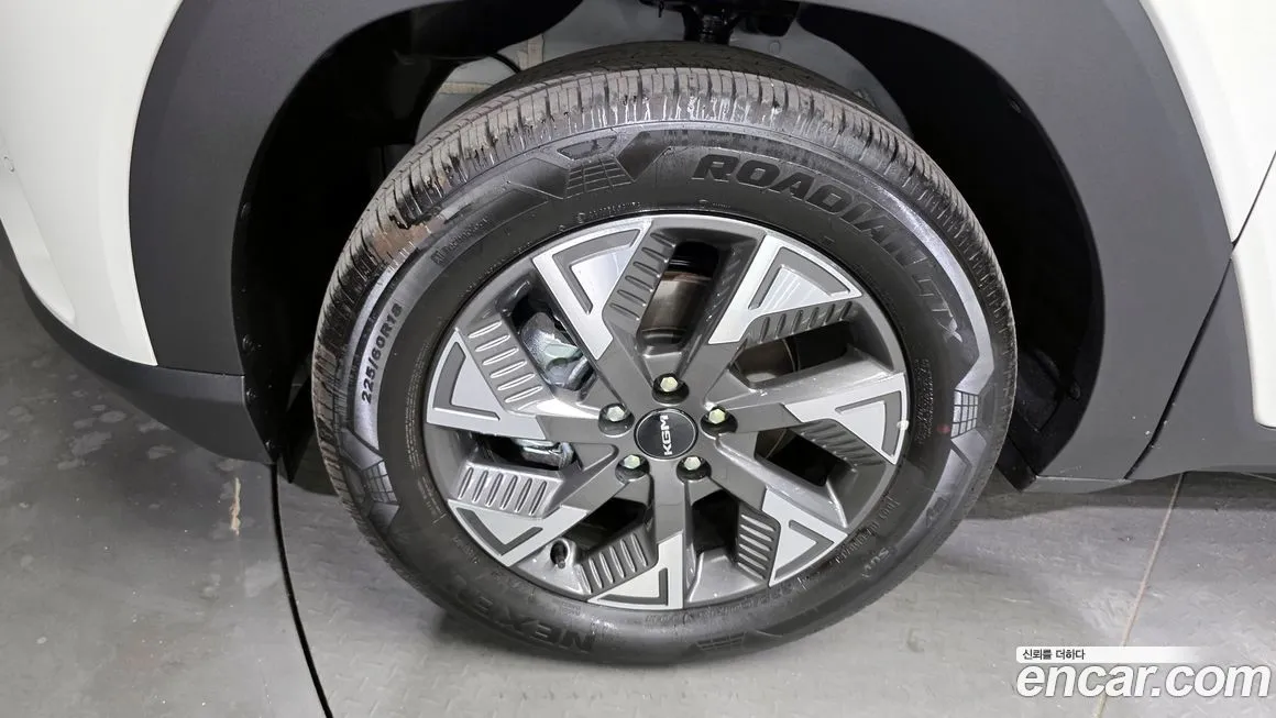 KG Mobility (Ssangyong) Torres — фото 8