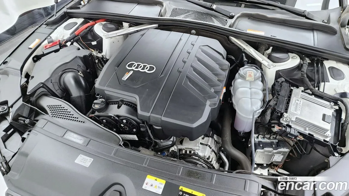 Audi A4 — фото 7