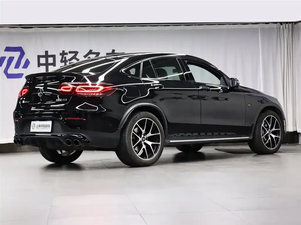 Mercedes-Benz GLC Coupe AMG — фото 9