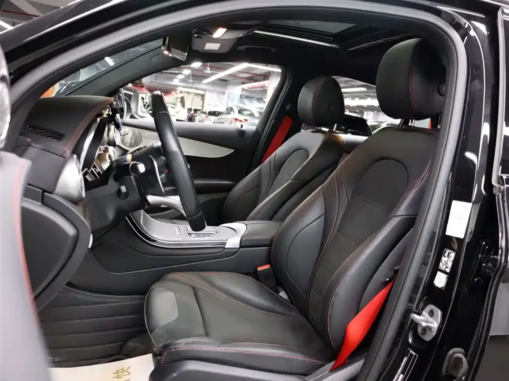 Mercedes-Benz GLC Coupe AMG — фото 10