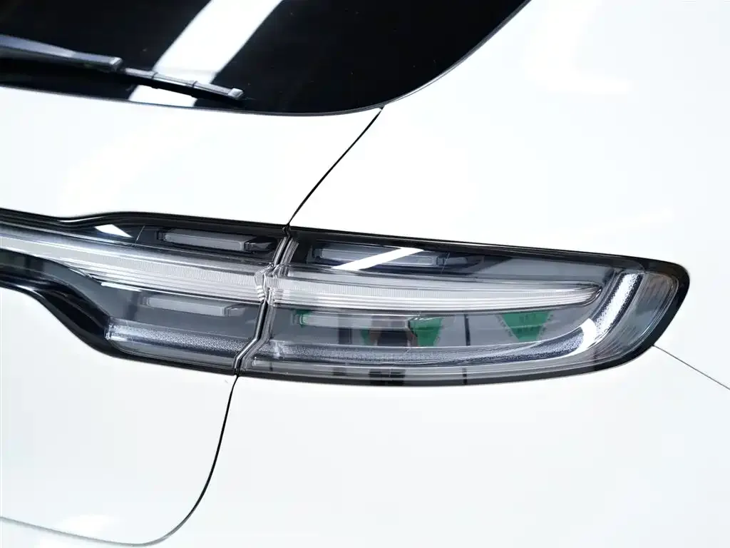 Porsche Macan — фото 9