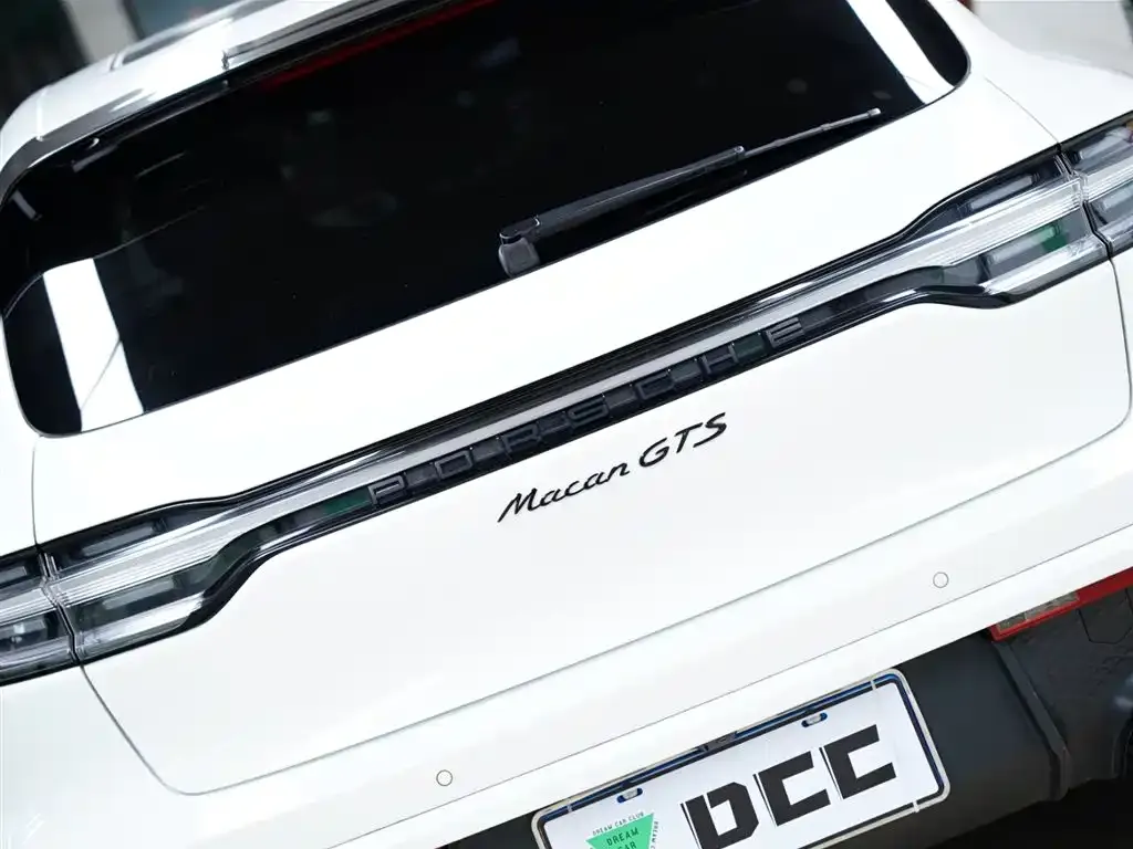 Porsche Macan — фото 5