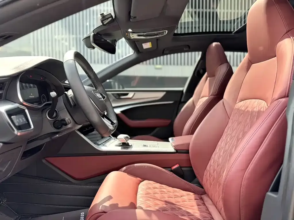 Audi A7L — фото 3