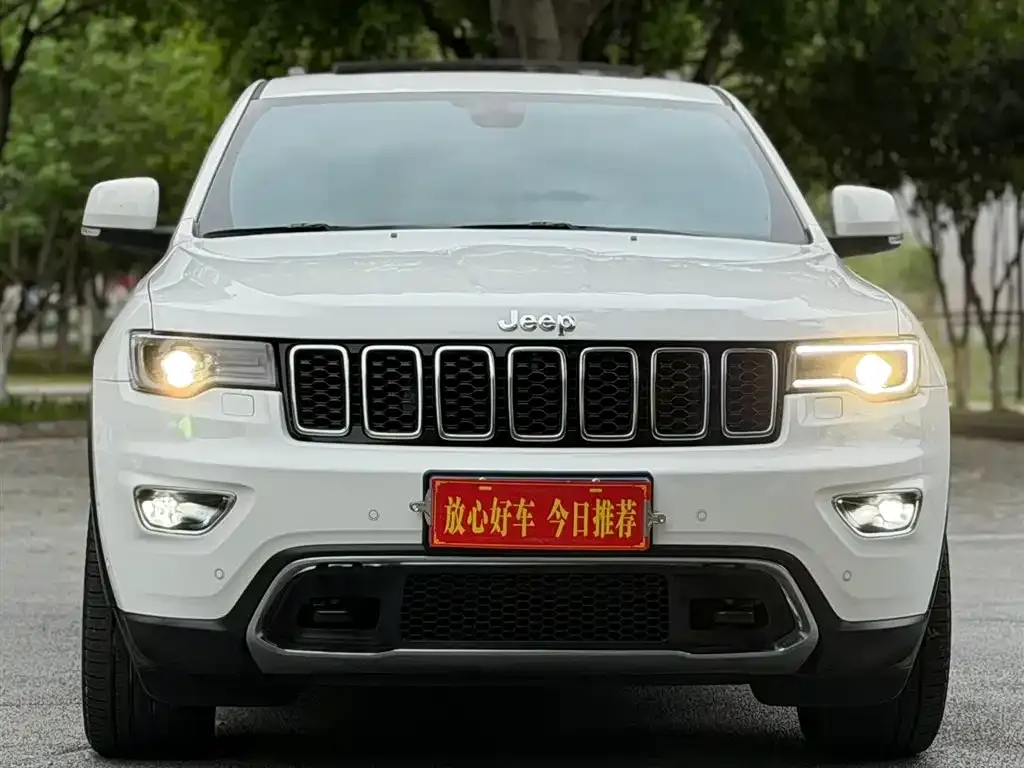 Jeep Grand Cherokee (Import) — фото 5
