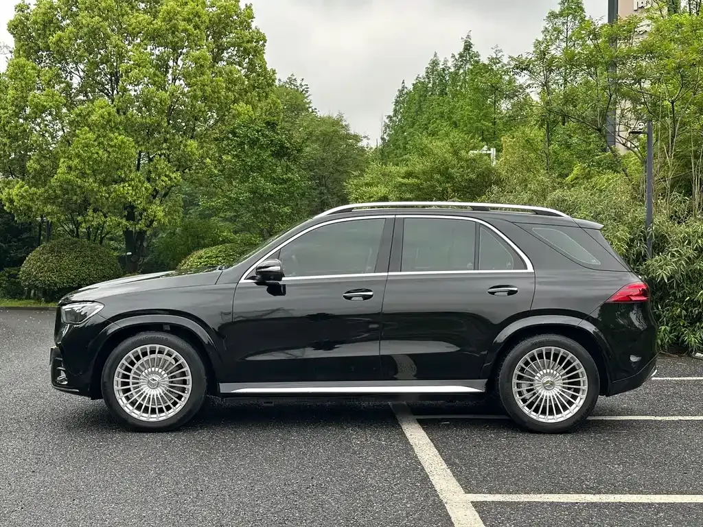 Mercedes-Benz GLE — фото 10