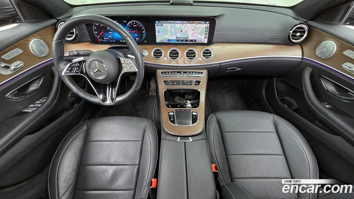 Mercedes-Benz E-Class — фото 10