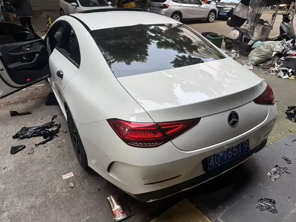 Mercedes-Benz CLS — фото 2