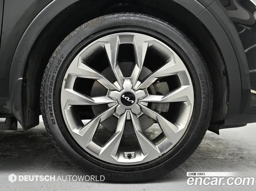 Kia Sorento — фото 8