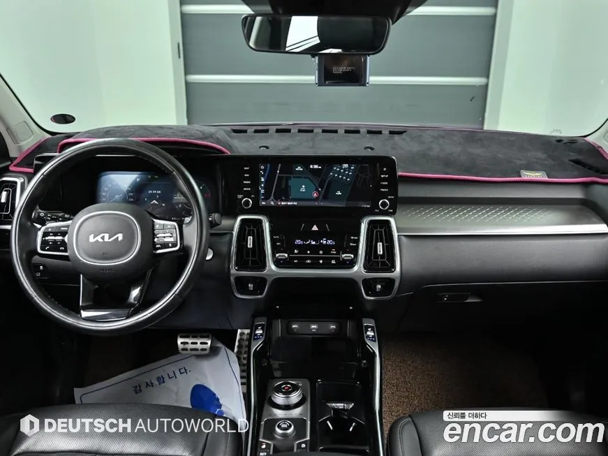 Kia Sorento — фото 10