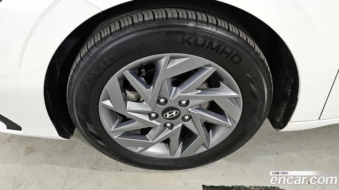 Hyundai AVANTE — фото 6
