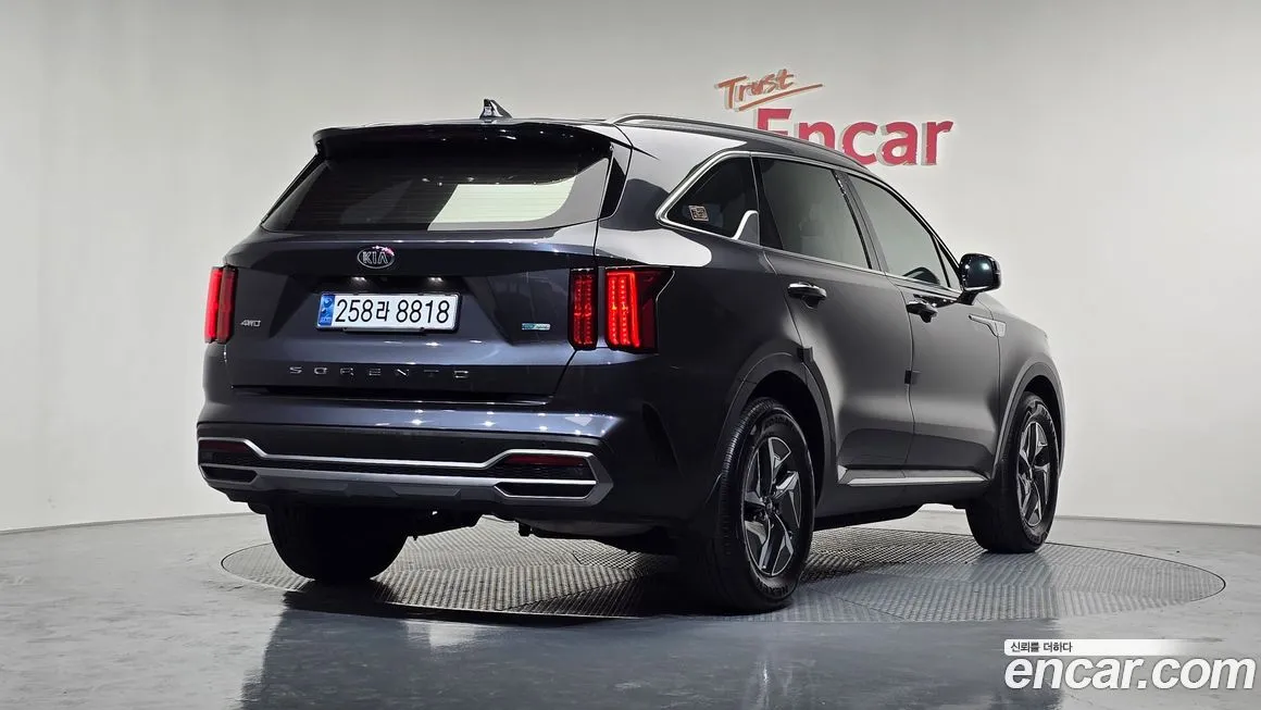 Kia Sorento — фото 3