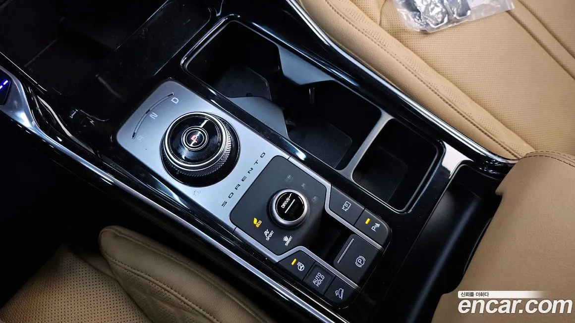 Kia Sorento — фото 10