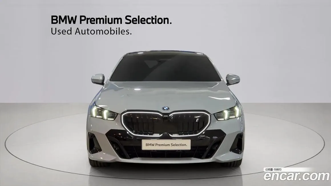 BMW i5 — фото 5
