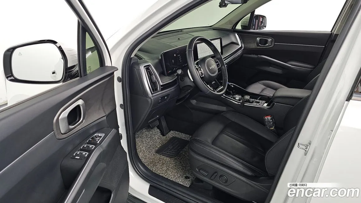 Kia Sorento — фото 10