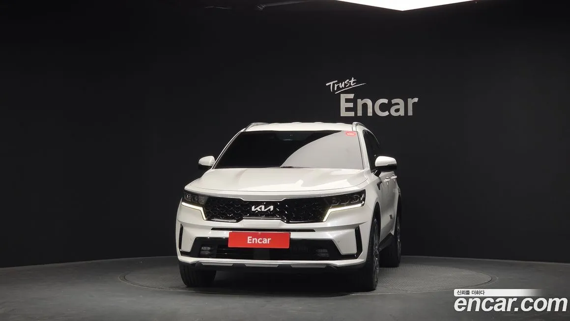 Kia Sorento — фото 9