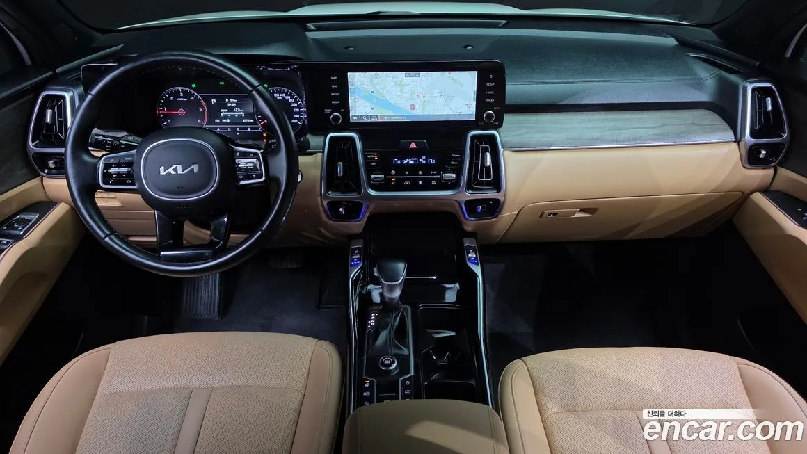 Kia Sorento — фото 7