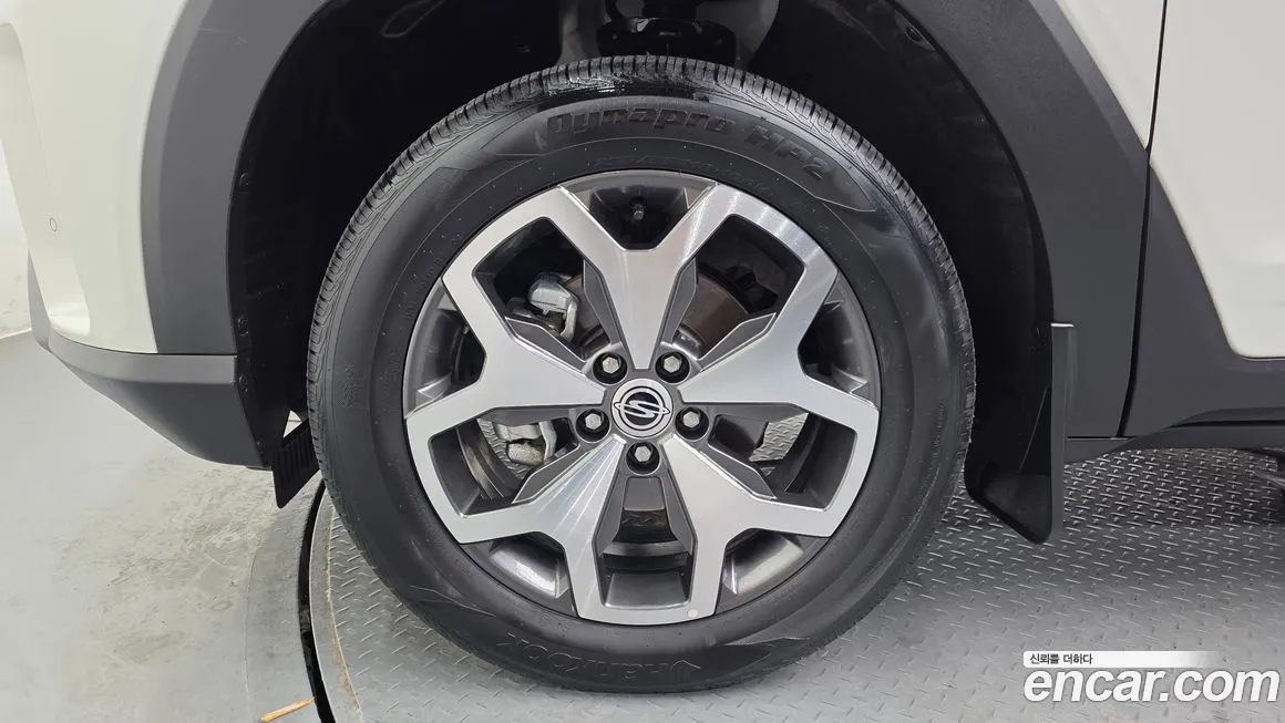 KG Mobility (Ssangyong) Torres — фото 8