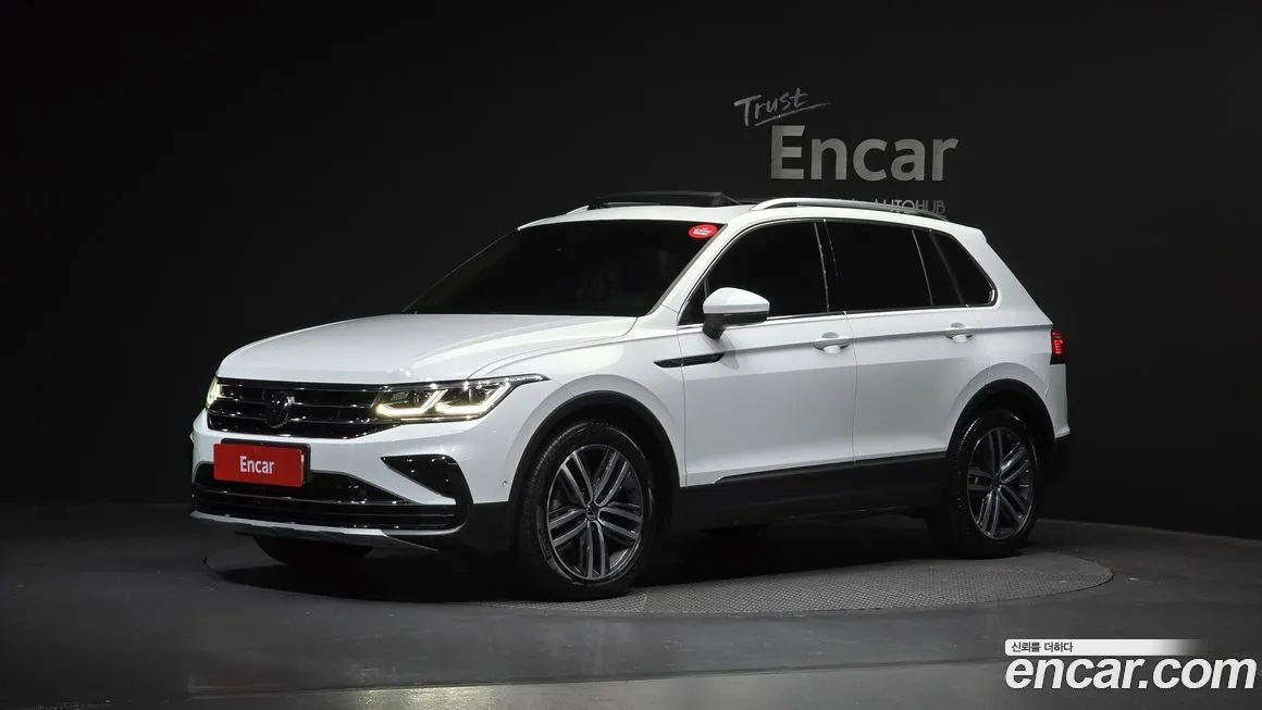 Volkswagen Tiguan — фото 1