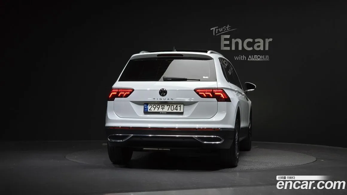 Volkswagen Tiguan — фото 3