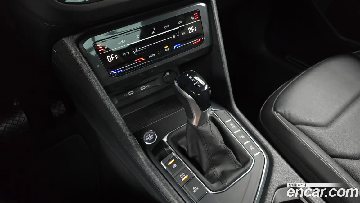 Volkswagen Tiguan — фото 7