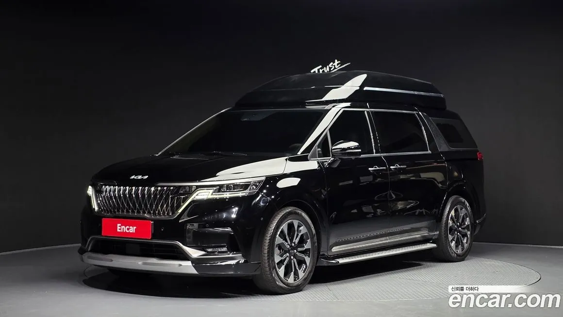 Kia Carnival — фото 1