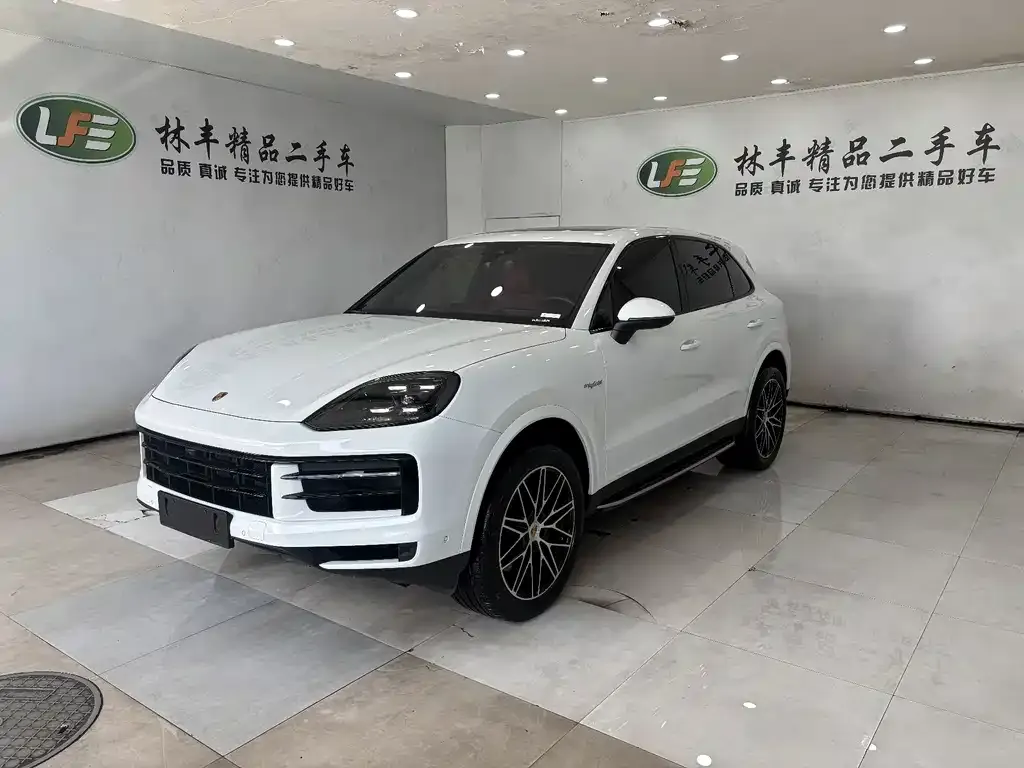 Porsche Cayenne Hybrid — фото 1