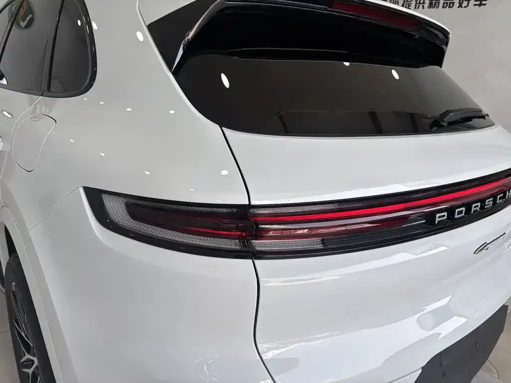 Porsche Cayenne Hybrid — фото 9