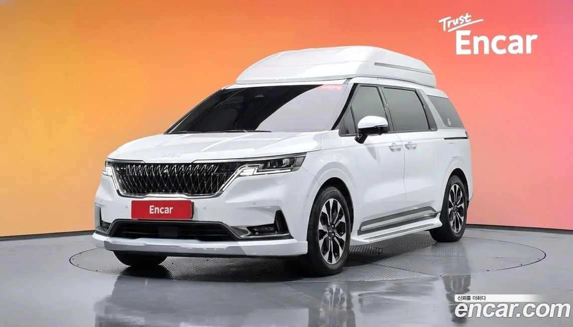 Kia Carnival — фото 1