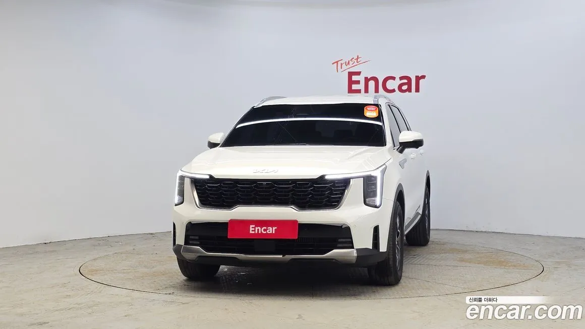 Kia Sorento — фото 7