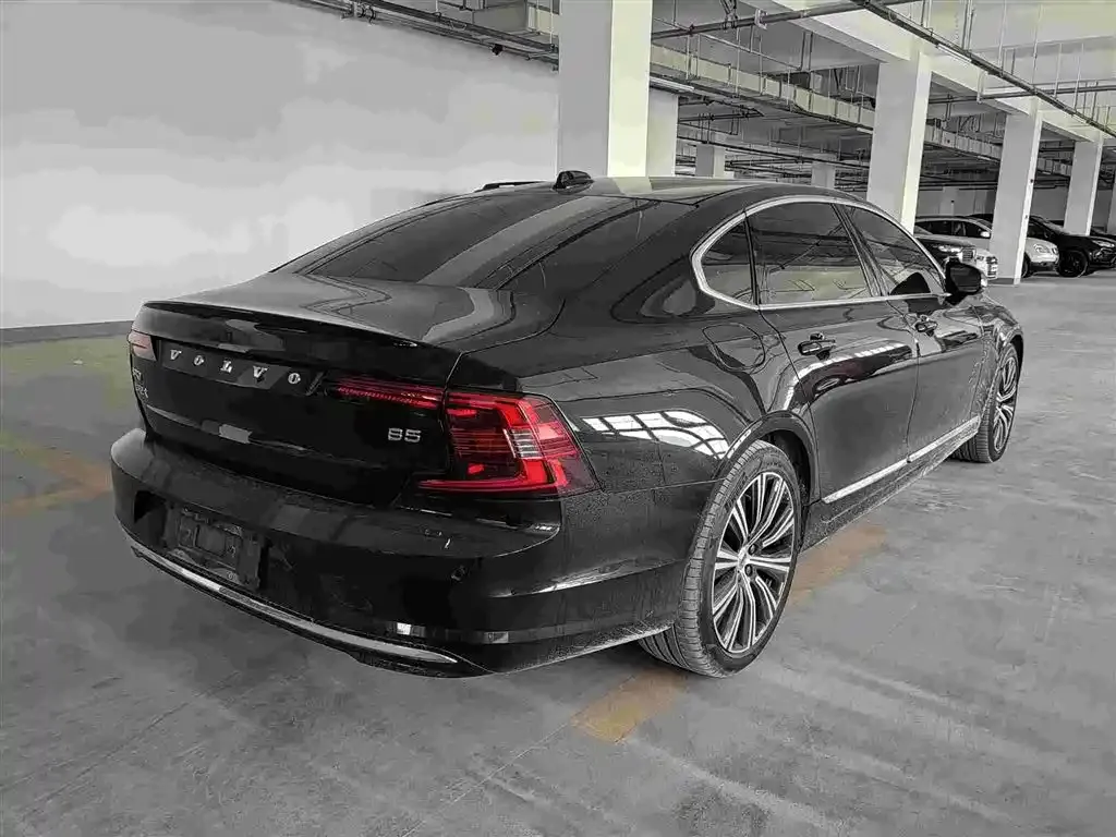Volvo S90 — фото 10