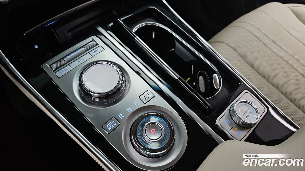 Genesis GV80 — фото 10