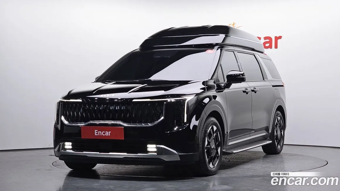Kia Carnival — фото 1