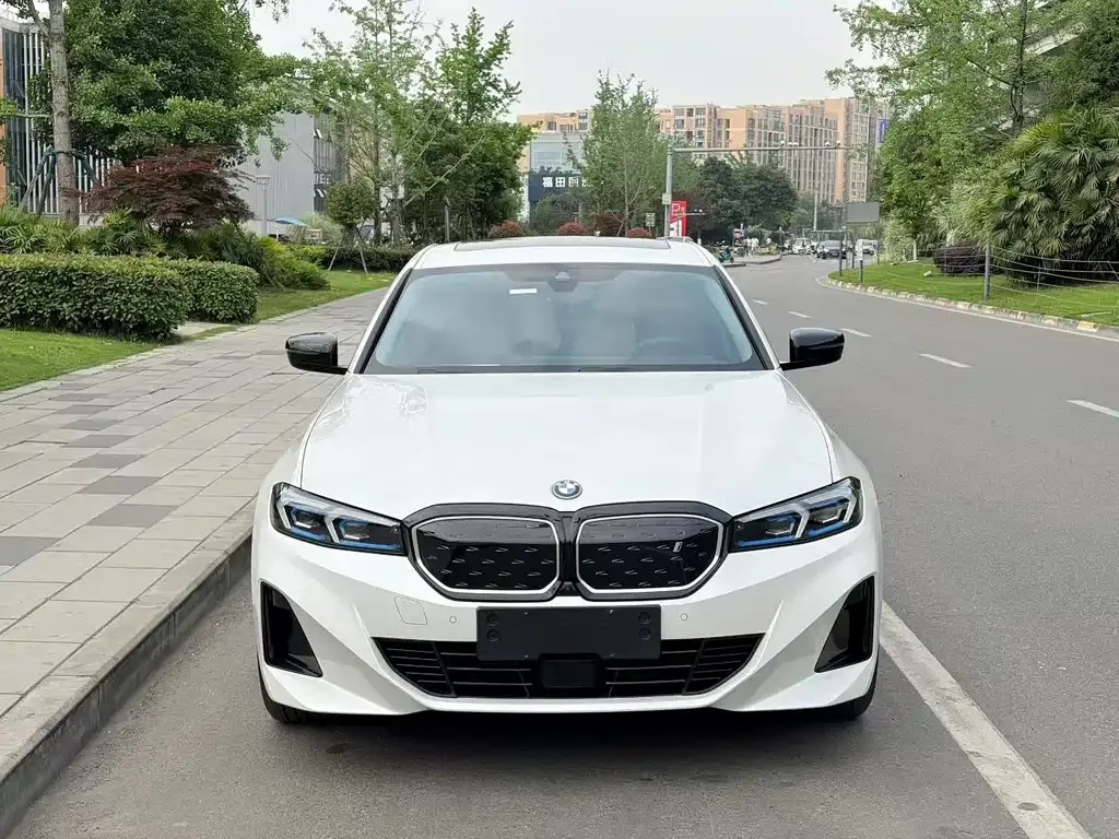 BMW i3 — фото 9
