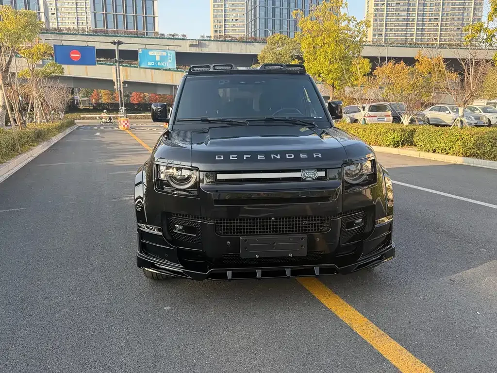 Land Rover Defender — фото 10
