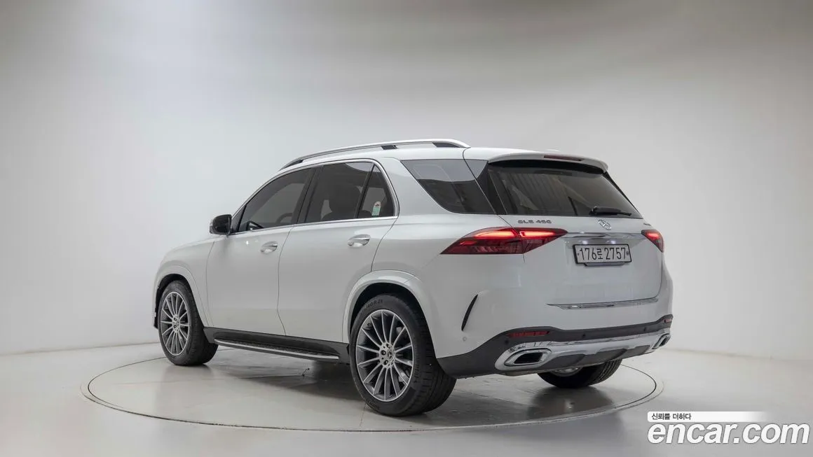 Mercedes-Benz GLE-Class — фото 6