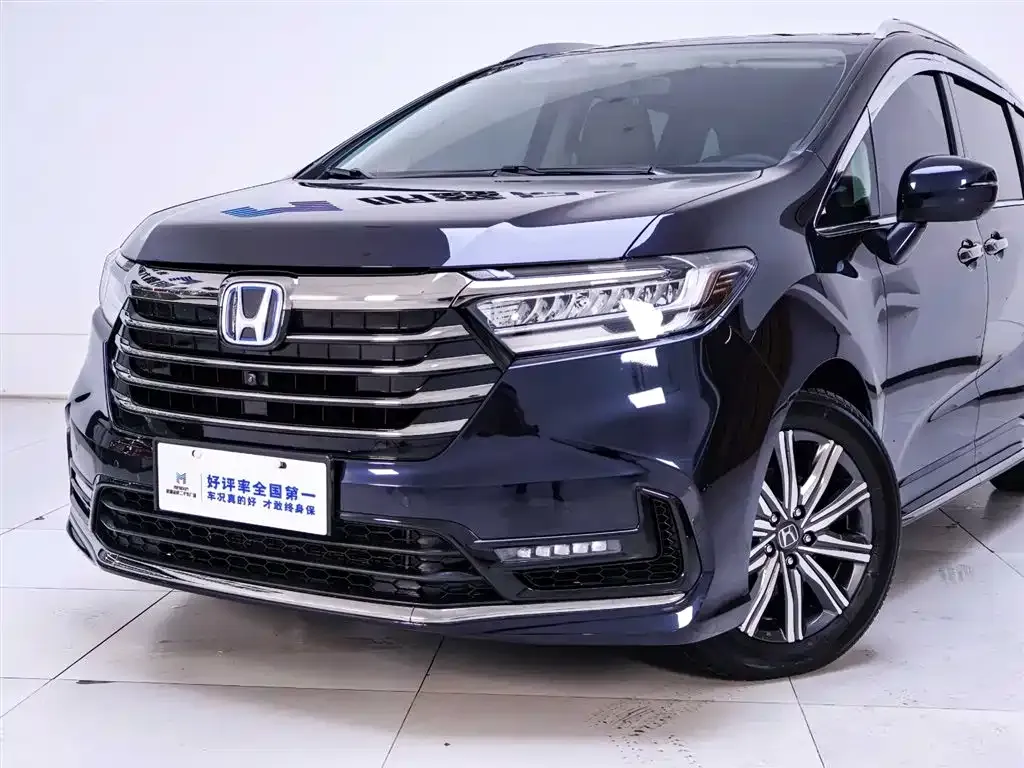 Honda Odyssey — фото 10