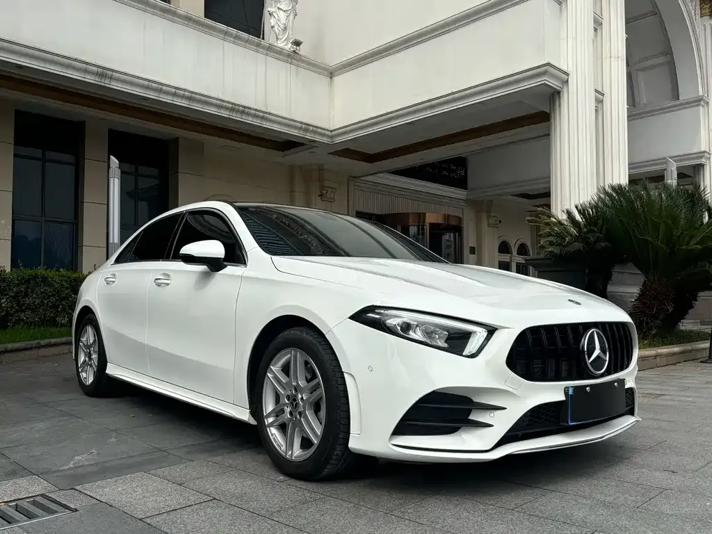 Mercedes-Benz A-Class — фото 7