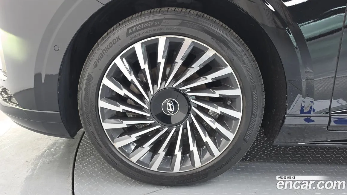 Hyundai Grandeur — фото 10