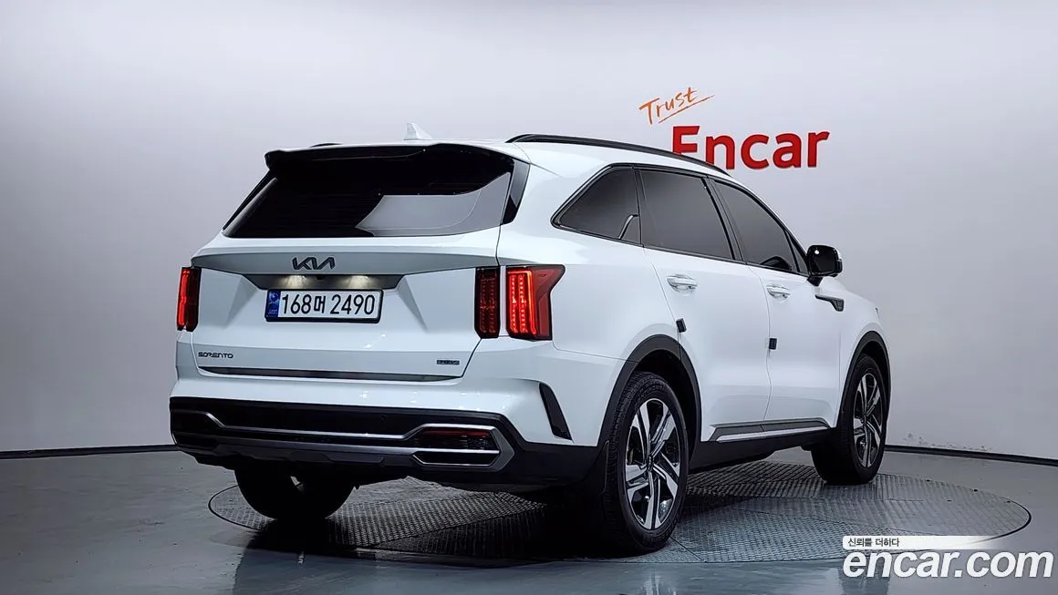 Kia Sorento — фото 9