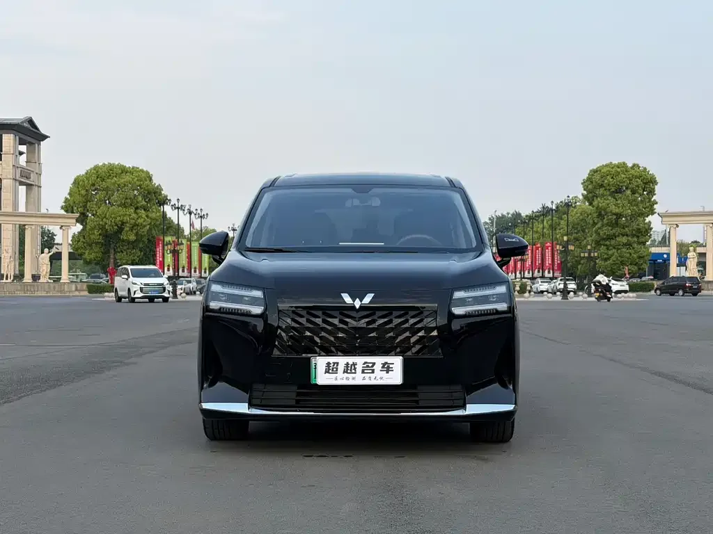 Wuling Starlight 730 New Energy — фото 3